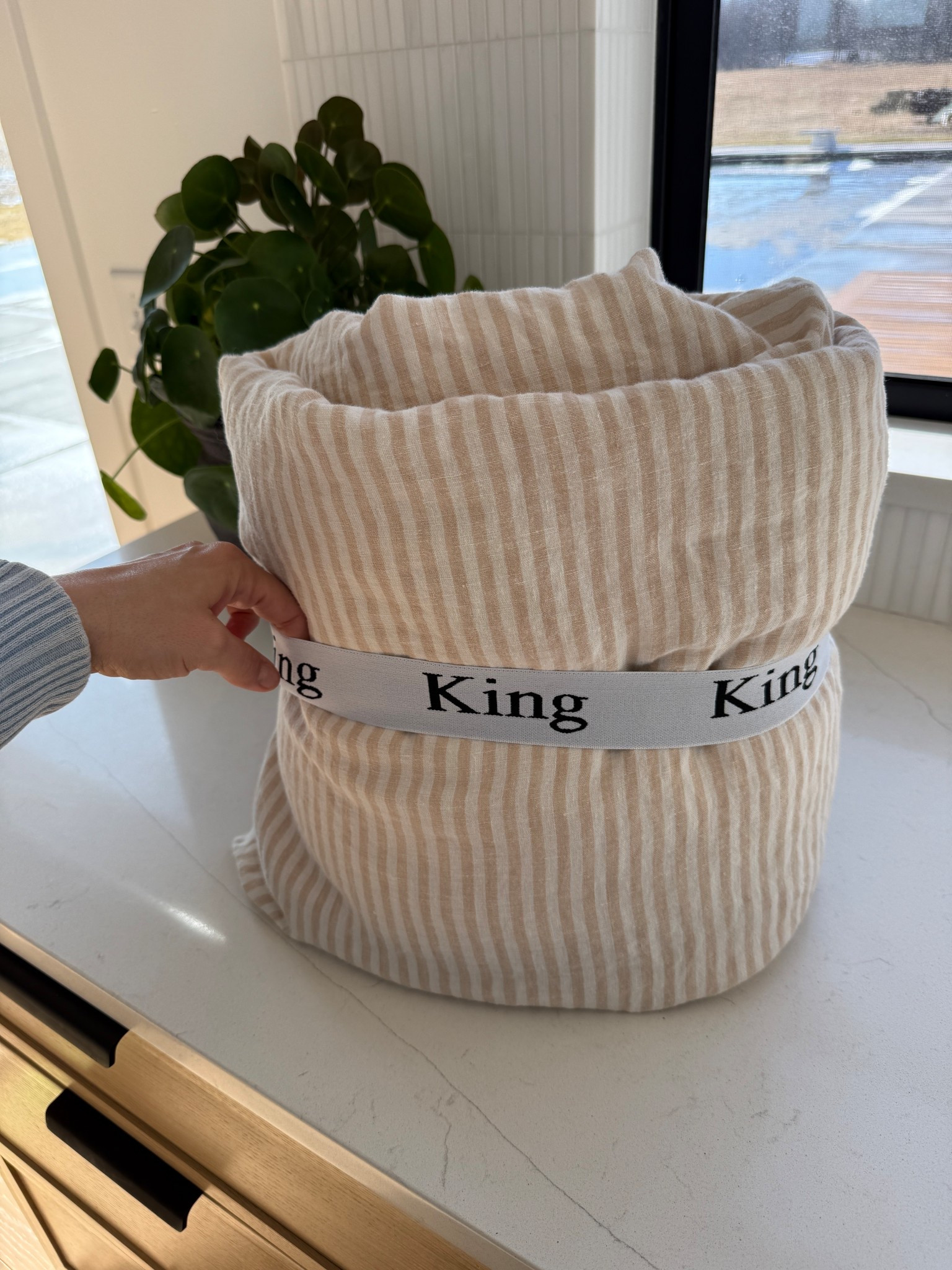 I love these stretchy bands to keep my bedding, duvet sets, and sheets altogether by size! 

#LTKHome #LTKSaleAlert