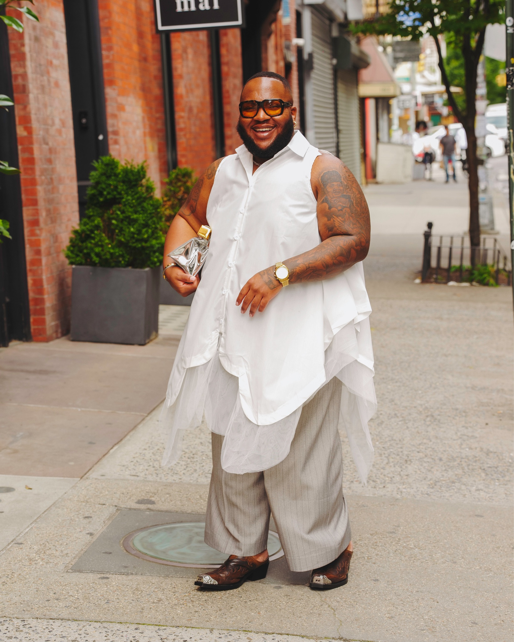 Chopped the sleeves of this shirt dress from Amazon and made it a top. Fashion has no gender. Shirt is 20% off!

#LTKStyleTip #LTKPlusSize #LTKNYFW