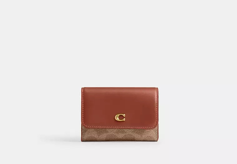 Essential Flap Card Case In Signature Canvas | Coach (UK)
