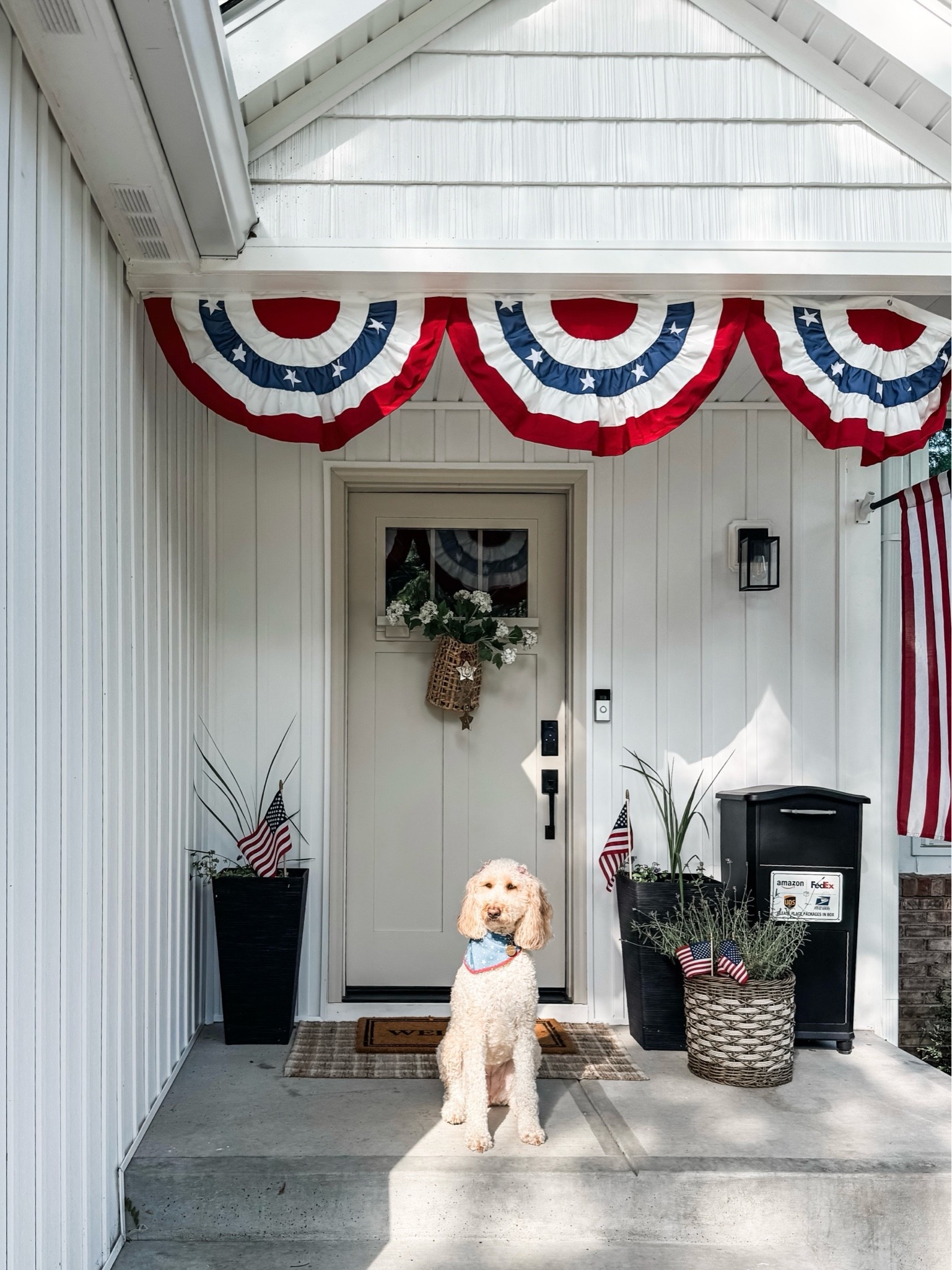 It's America’s month 🇺🇸

#LTKSeasonal #LTKHome