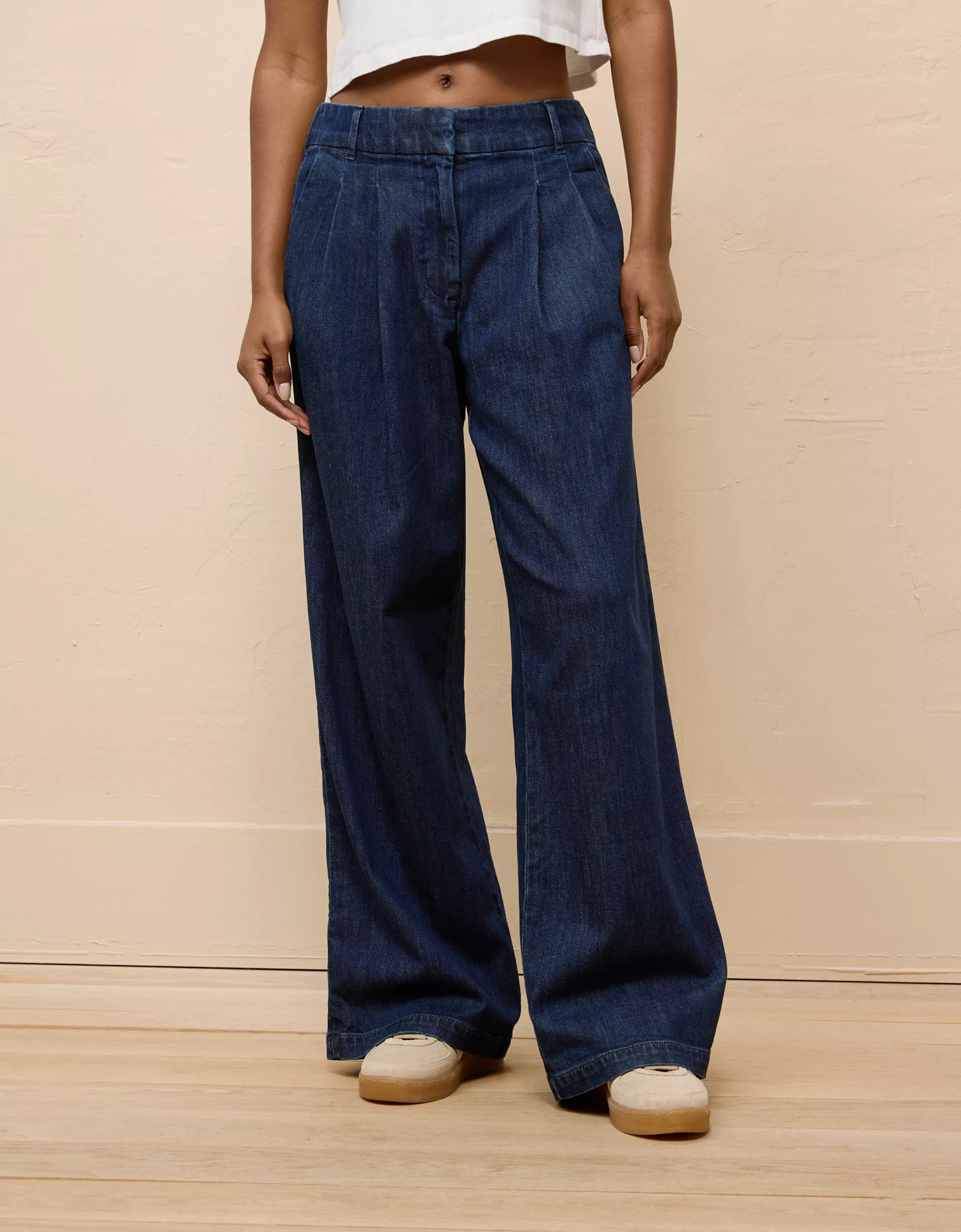 AE Stretch Super High-Waisted Ultra Wide-Leg Trouser Jean | American Eagle Outfitters (US & CA)