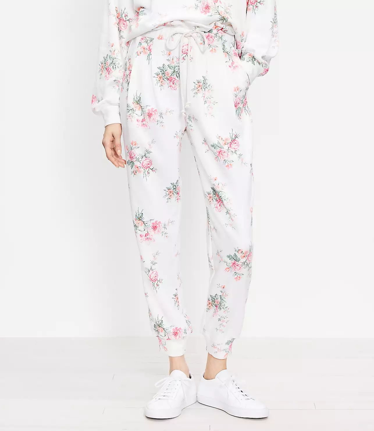 Lou & Grey Bouquet Ruffle Terry Sweatpants | LOFT