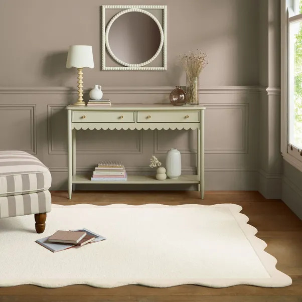 Bonnie Scallop Wool Rug | Dunelm