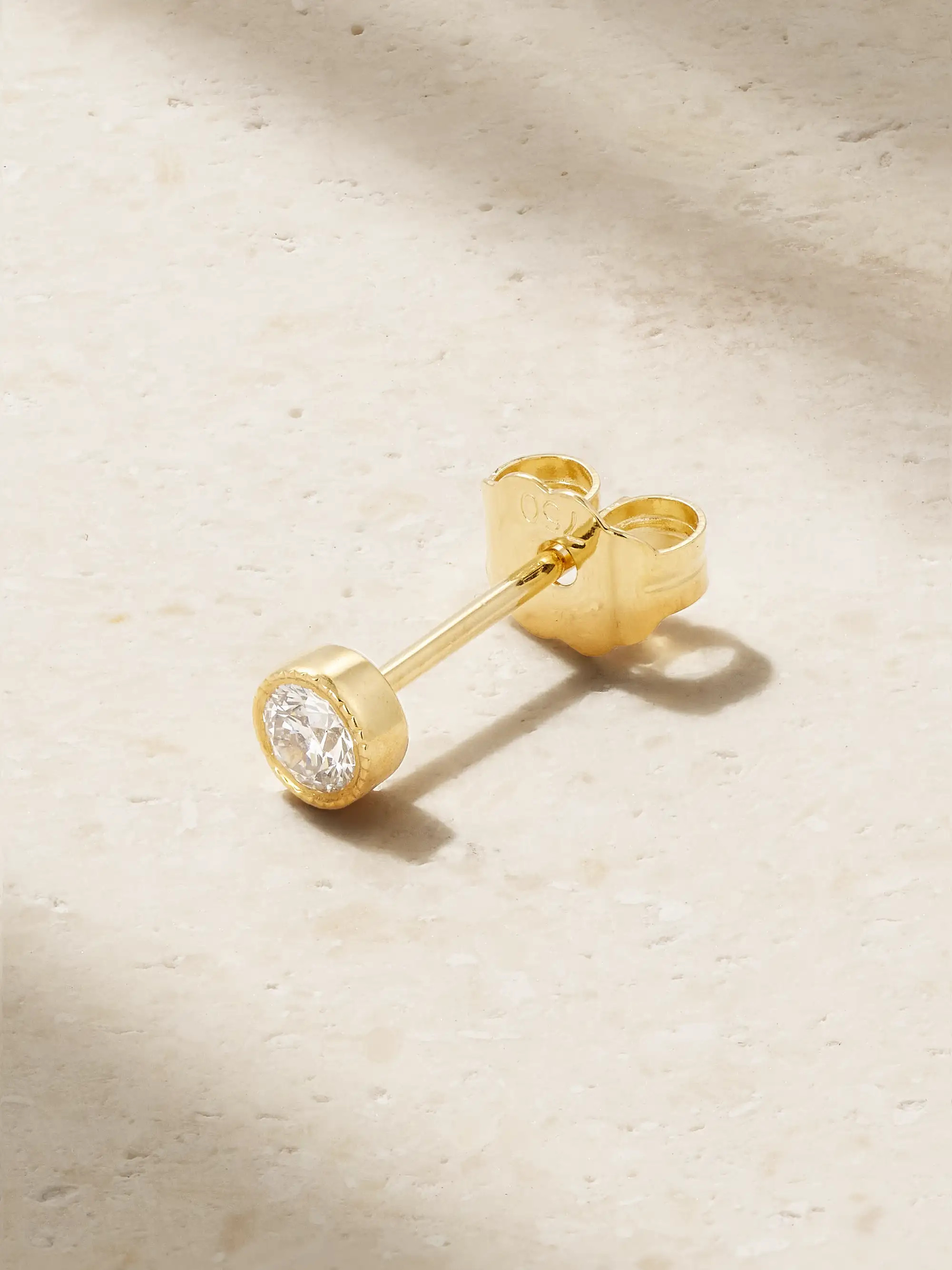 Scalloped 2.5mm 18-karat gold diamond earring | NET-A-PORTER (US)