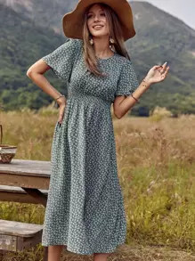 Ditsy Floral Print Shirred Waist Dress | SHEIN