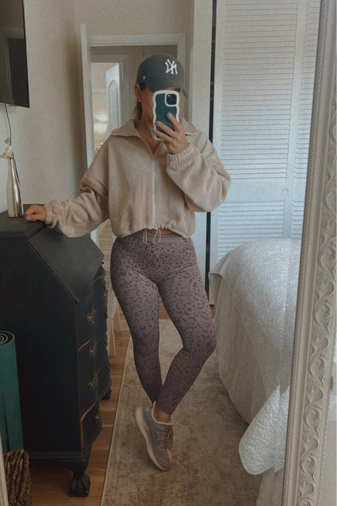 Amazon Workout OOTD! 🤎 #amazon #workout #fitness #ootd #ltkootd

#LTKcurves #LTKfit #LTKFind