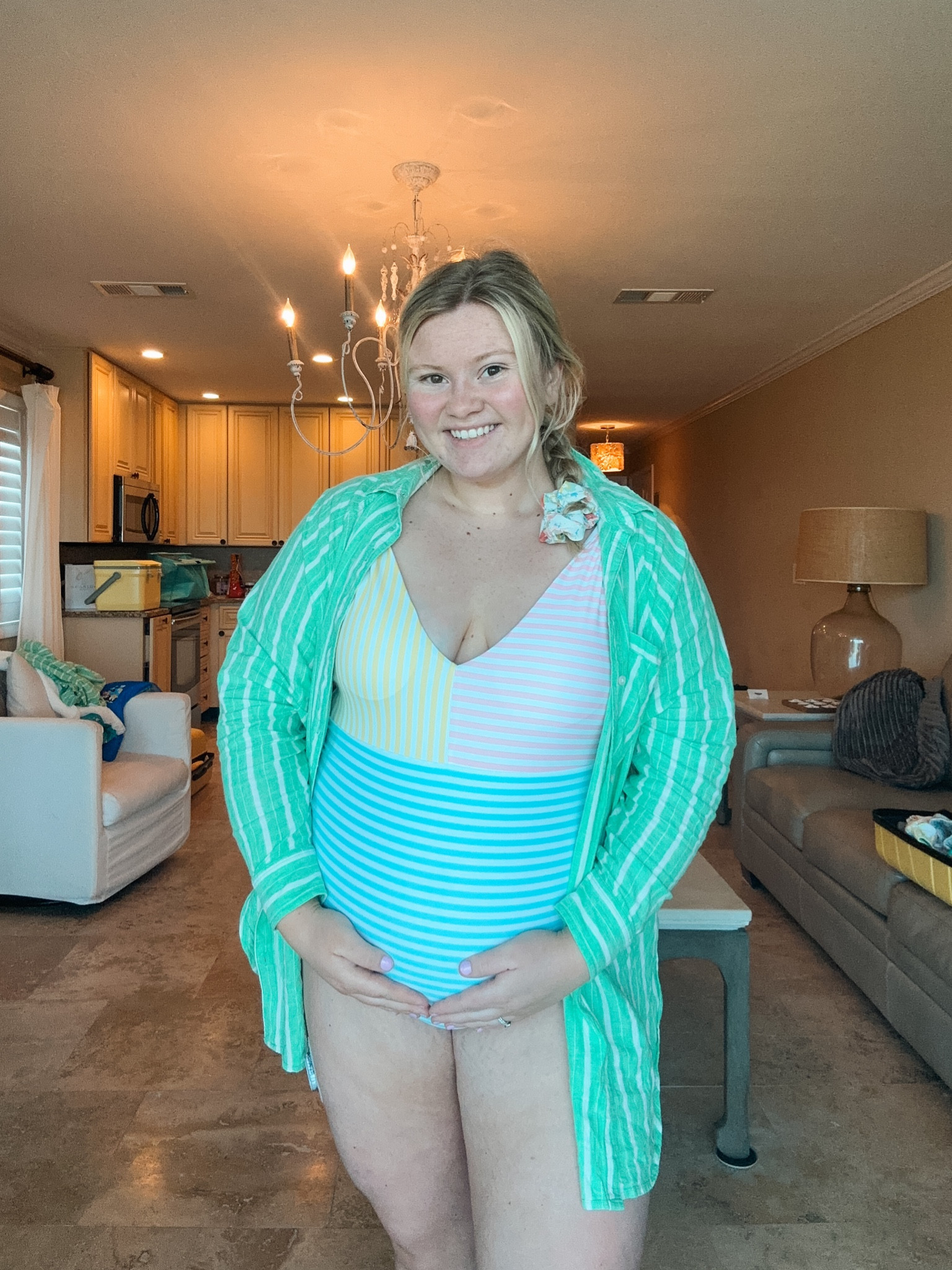 One piece stripped swimsuit💜🌊🤰🏼

#LTKmidsize #LTKSeasonal #LTKbump