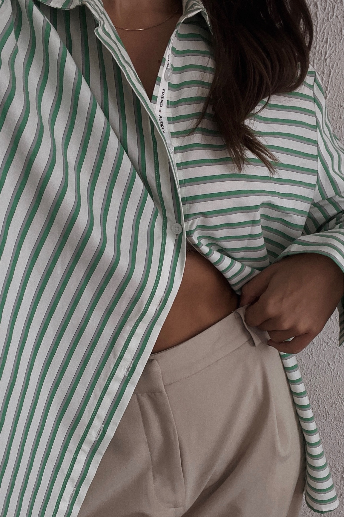 Neutral trousers are a fail-safe option for a colourful button-up in my books 

#LTKfit #LTKunder100 #LTKaustralia