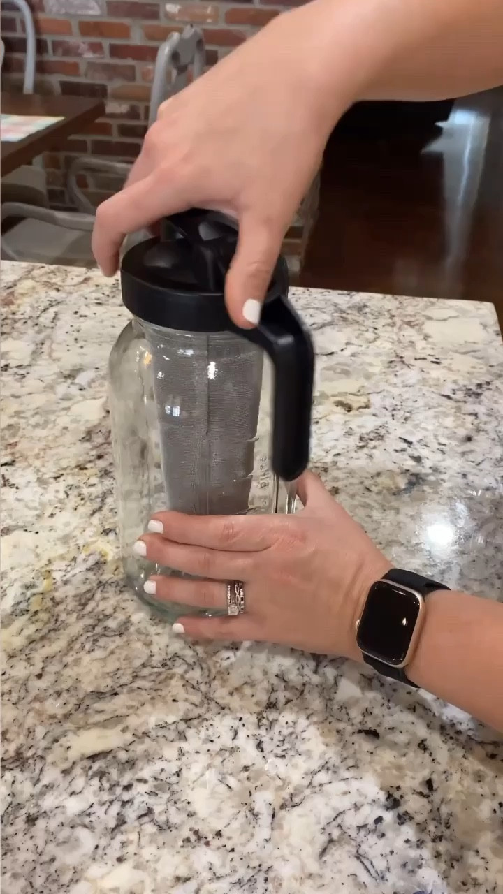 I don't know where this has been my whole life but it makes the best cold brew coffee.

#LTKVideo #LTKhome #LTKover40