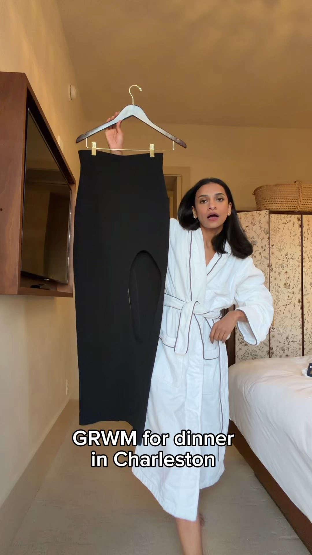 The perfect dinner outfit 

#LTKSeasonal #LTKParties #LTKGiftGuide