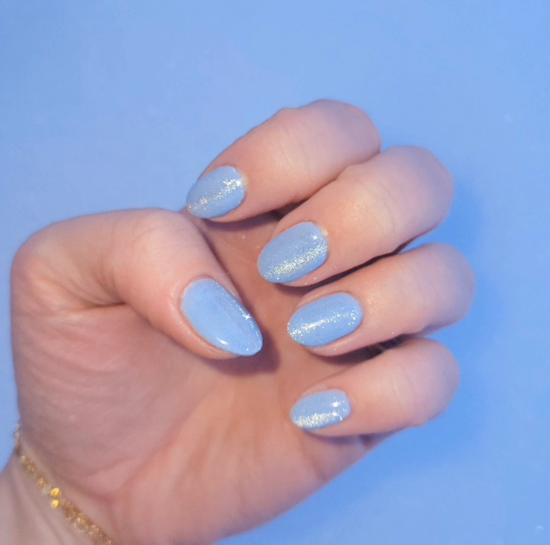 Last set since I’m officially allergic to gel 💙❄️ I'm sooo sad that I can't use gel polish anymore, I've been using this kit for over 5+ years. So here I am, sharing my secret weapon since I can no longer use it ☹️

#LTKselfcare #LTKstorytime #LTKBeauty