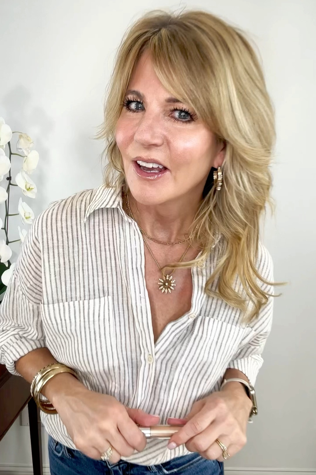 I had no idea until recently that all of Clinique’s products are allergy tested and 100% fragrance free. I guess I didn’t know because those things were not on my radar. 

I am always applying something to my lips. I love a good lipgloss and love when I find one that’s a great color and feels good on. 

I just recently found out that I am allergic to fragrance. It is not an easy task finding products that are fragrance free because soooooo many products have fragrance. And less of an easy task finding a lipgloss that I love that’s fragrance free. 

That’s when I discovered the Pop Plush Creamy Lipgloss by Clinique. And it’s all of that—plush and creamy. It is like butter. I don’t like a lot of color on my lips, so the shade Airkiss is perfect for me. 

I’m also linking some of my other favorite products from Clinique. The moisture surge intense is 💯. It feels amazing on, again like butter. But it’s not heavy  

#LTKbeauty #LTKVideo #LTKover40