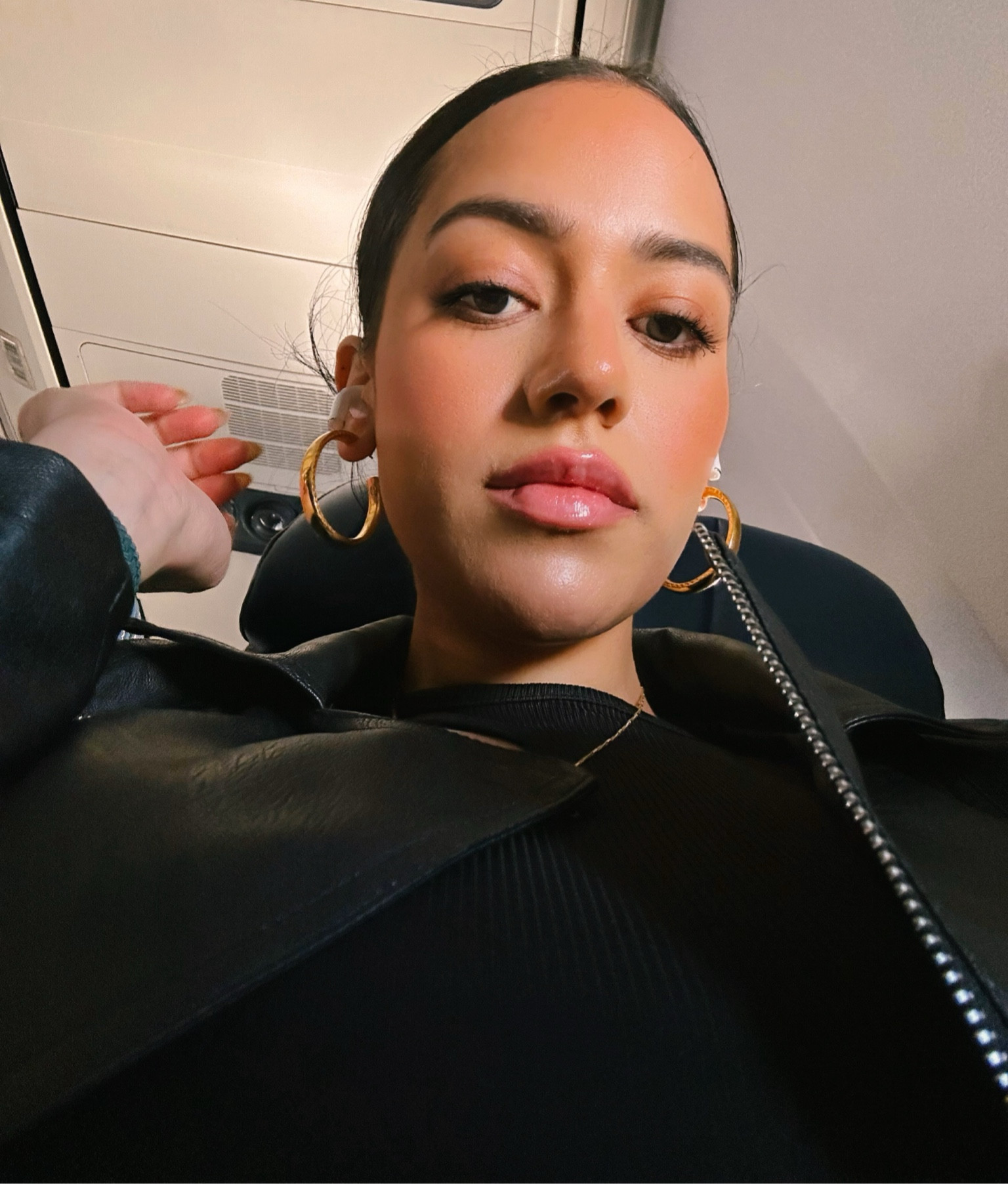 ✈️🖤

#LTKfindsunder100 #LTKfindsunder50 #LTKbeauty