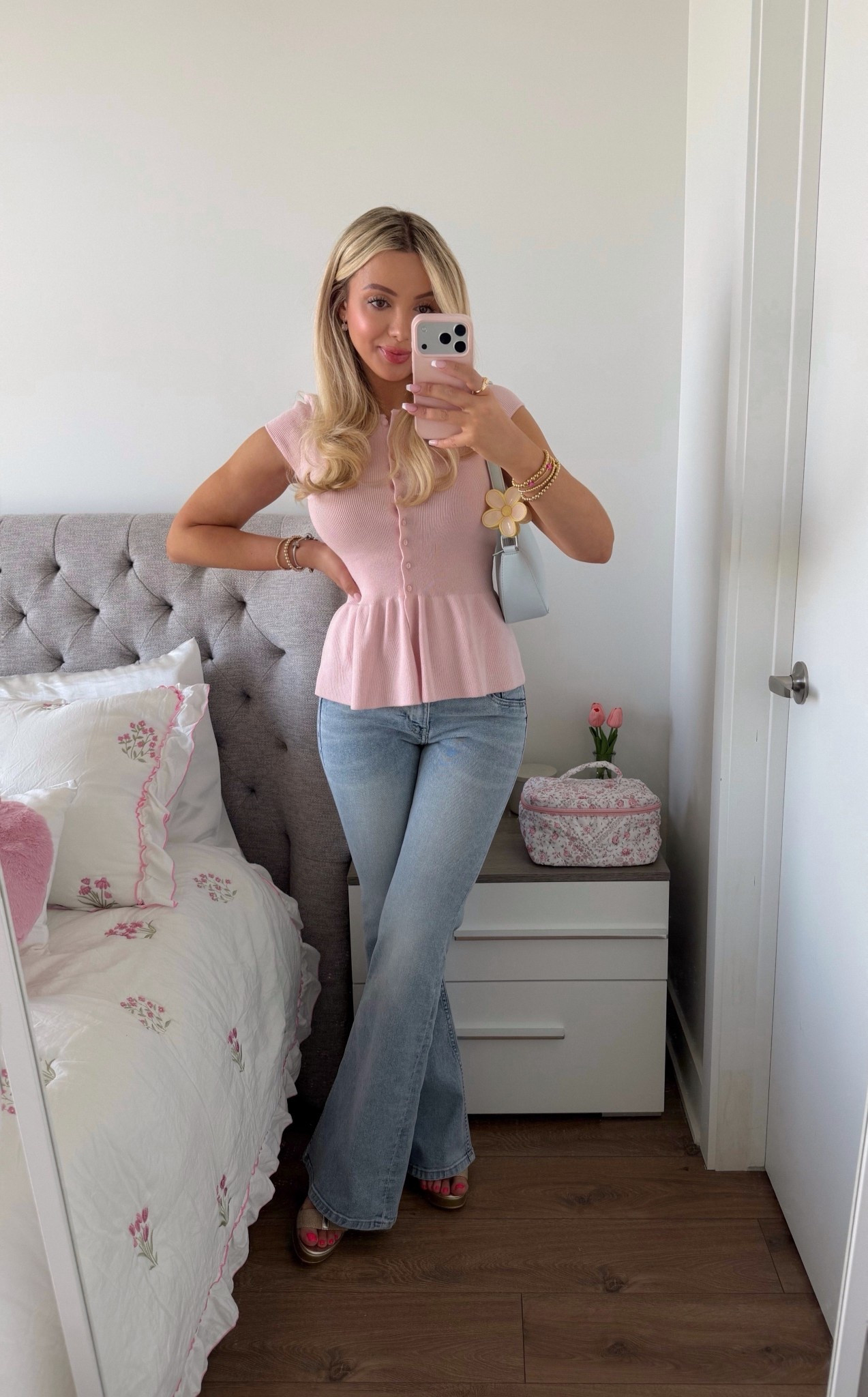 Jeans and top outfit of the day 

Flare light blue low rise jeans peplum top cardigan 

#LTKWorkwear #LTKootd #LTKActive
