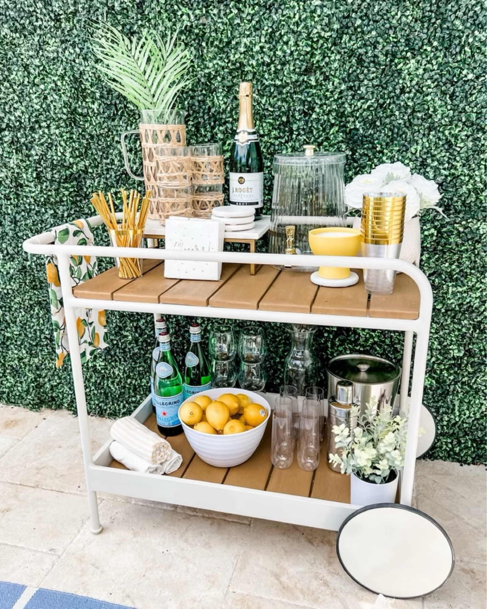 Bar Cart 🥂✨

#LTKSeasonal #LTKhome
