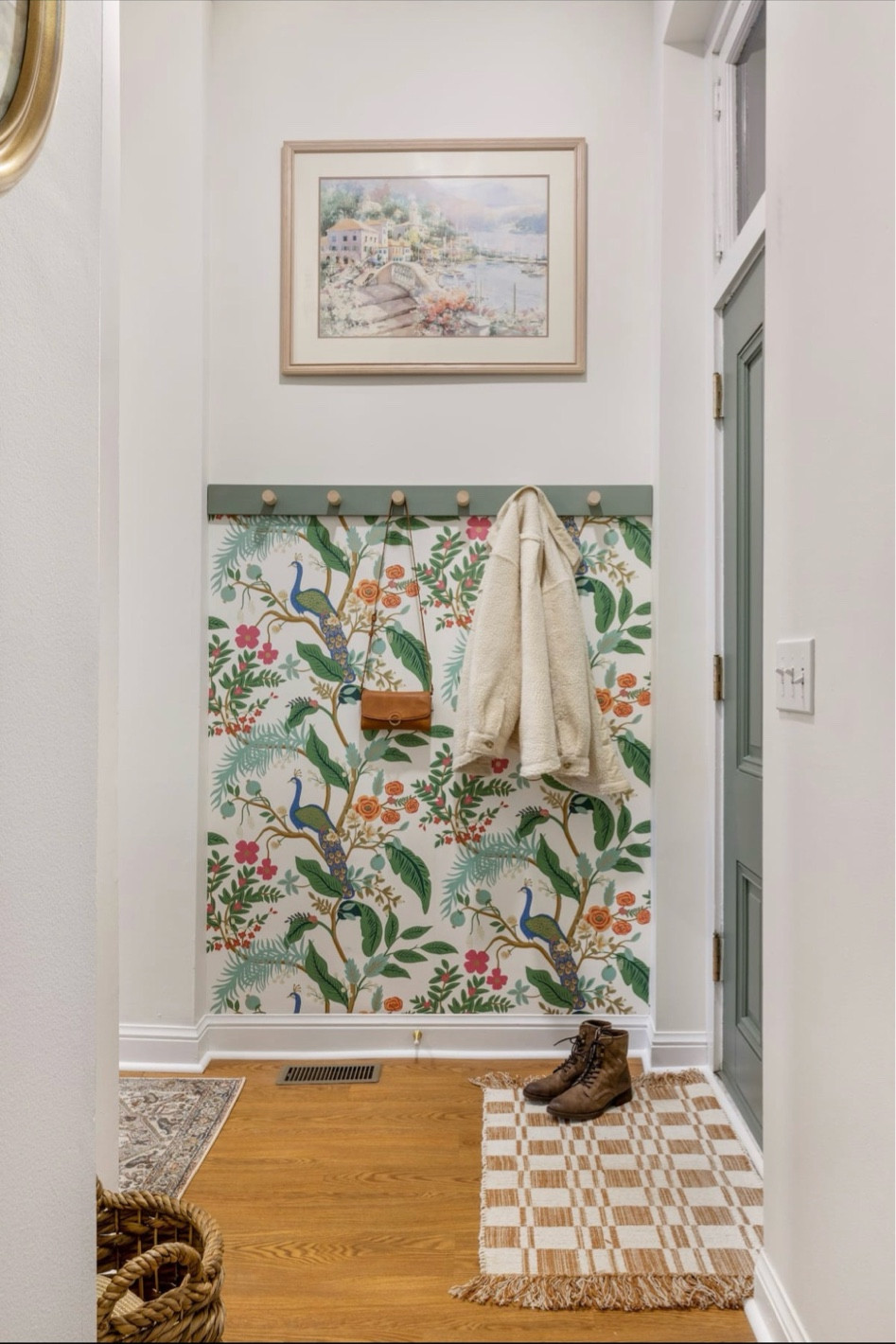 A splash of fun wallpaper never hurt anyone 😅 Here’s a few of my fav fun and whimsical wallpapers!! 

#LTKhome #LTKstyletip