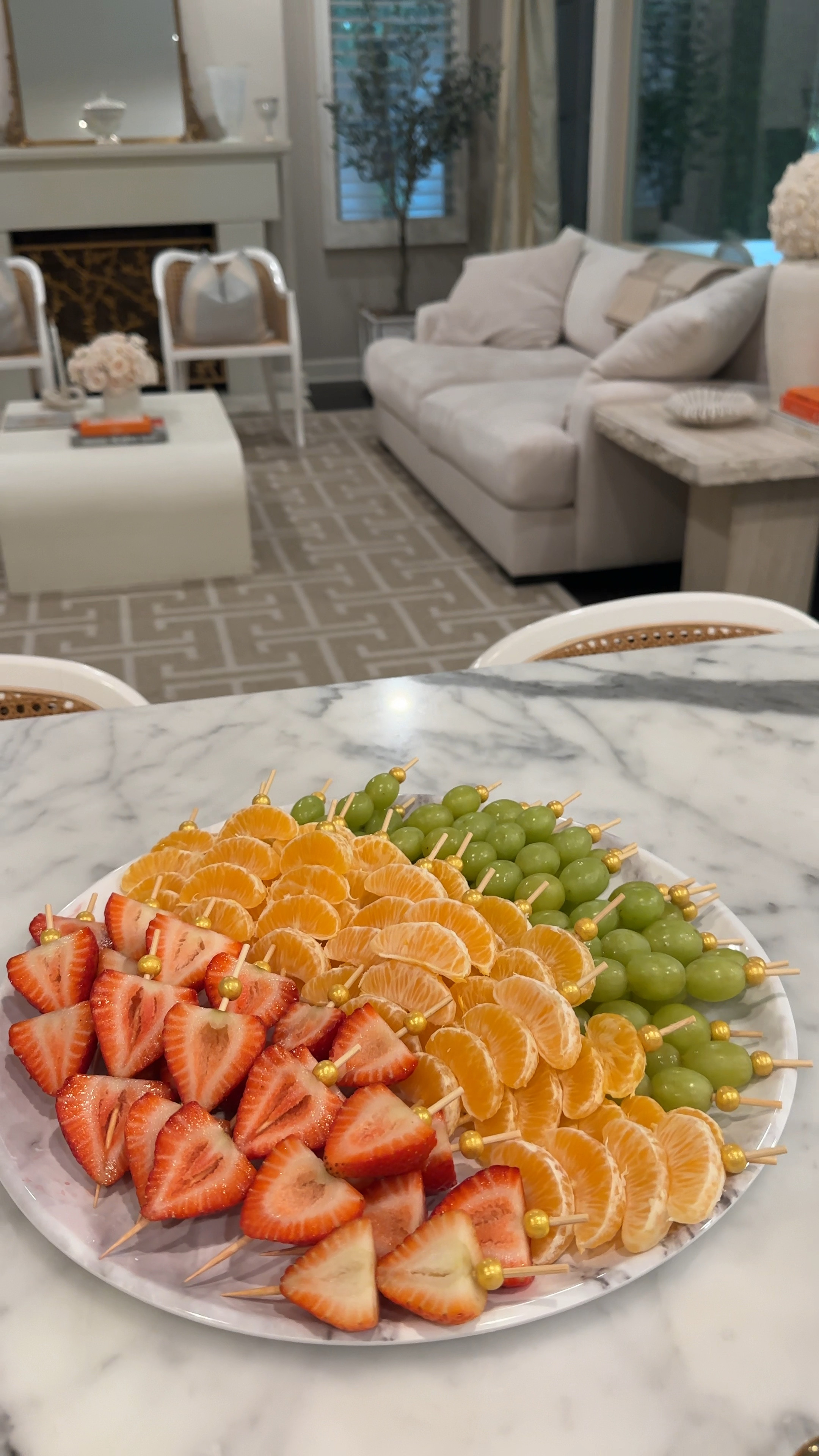 Impromptu fruit charcuterie plate for the kiddos to snack on poolside. So simple but make it pretty of course. 👌🏻

#LTKParties #LTKHome