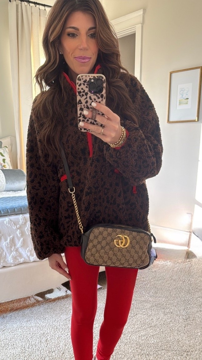 Loving this #ootd! Casual but cute! #leopard #casual 

#LTKOver40 #LTKmomlife #LTKActive