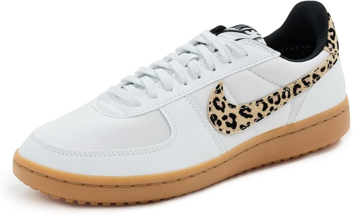 womens nike field general se (off white/sesame) | Amazon (US)