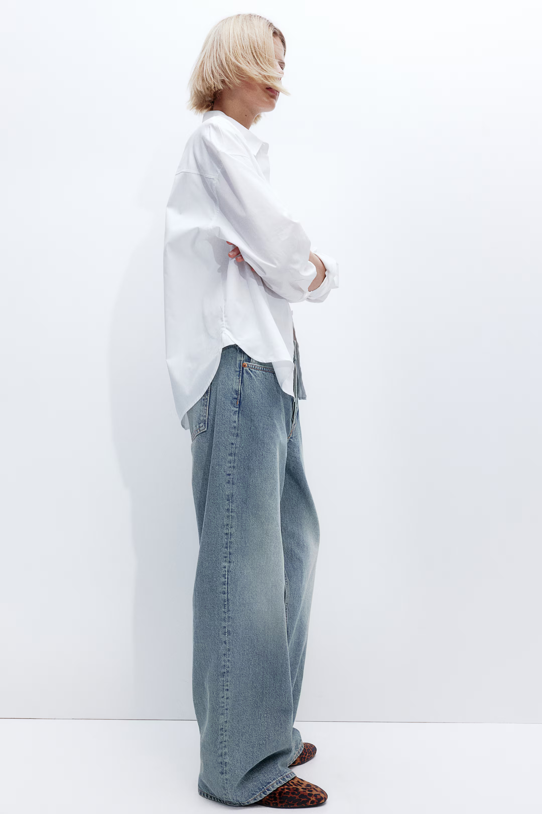 Oversized cotton shirt - Long sleeve - Long - White - Ladies | H&M GB | H&M (UK, MY, IN, SG, PH, TW, HK)