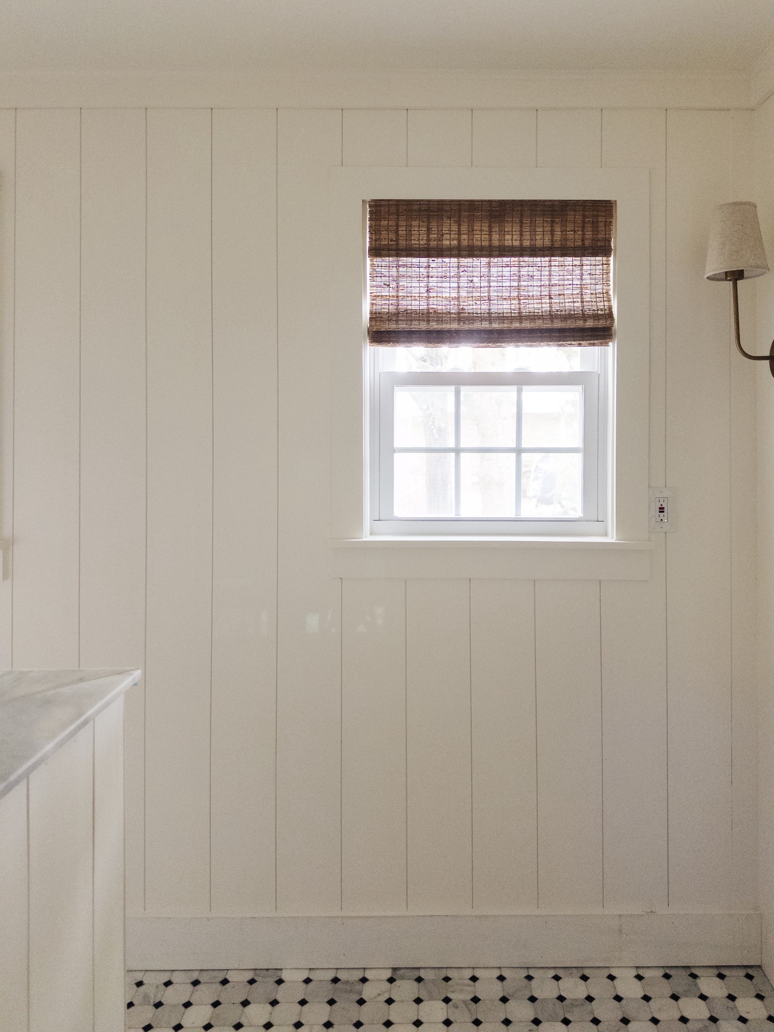 The dreamiest cordless bamboo shades just landed—with a built-in privacy liner for that perfect blend of natural texture and total peace of mind. No cords, no hassle, just effortless style and cozy coverage from @twopages 