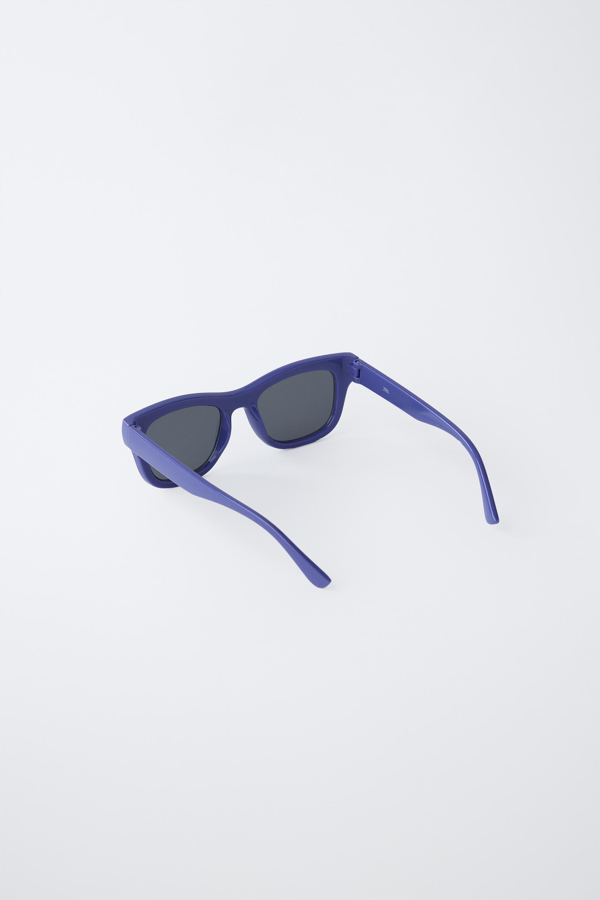SQUARE PLASTIC SUNGLASSES | Zara US