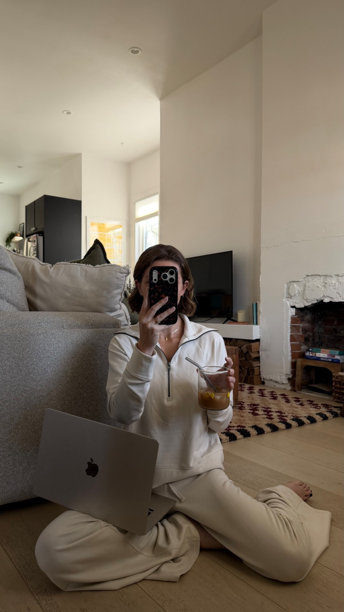 chic lounge set, cozy lounge wear for women, Quince lounge set, Quince essentials, elevated loungewear, soft neutral lounge set, quiet luxury loungewear, minimalist lounge outfit, matching lounge set, comfortable yet chic home wear, mom friendly loungewear, everyday cozy essentials, capsule wardrobe loungewear, timeless lounge basics, relaxed fit lounge set, modern cozy style