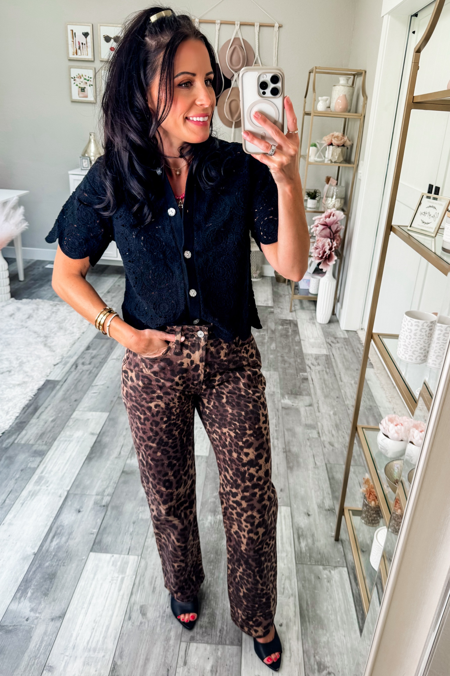 This Abercrombie order was sooo good! Love everything leopard! 

Leopard jeans: 
curve love 24 short - ran big 
Black top:
XS - TTS


Abercrombie haul, Abercrombie jeans, leopard jeans, fall outfit, early fall outfit, petite fashion, petite outfit inspo, neutral outfit, casual outfit inspo, casual chic outfit, leopard print, leopard jeans 

#LTKSeasonal #LTKFindsUnder50 #LTKFindsUnder100