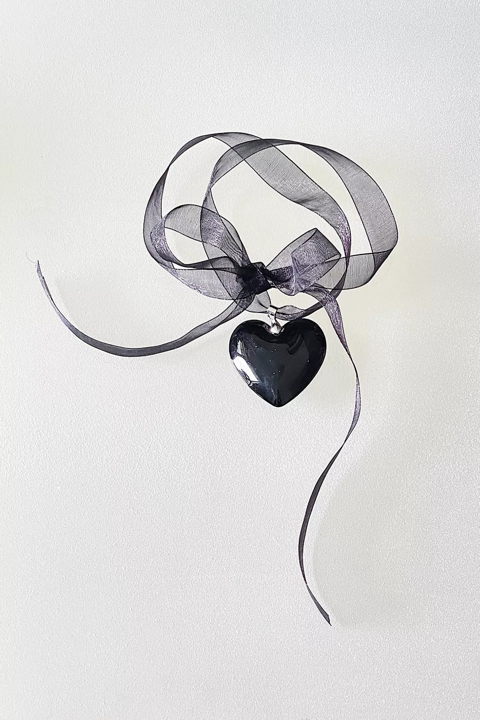 Blo_oberry Heart Ribbon Necklace | Urban Outfitters (US and RoW)