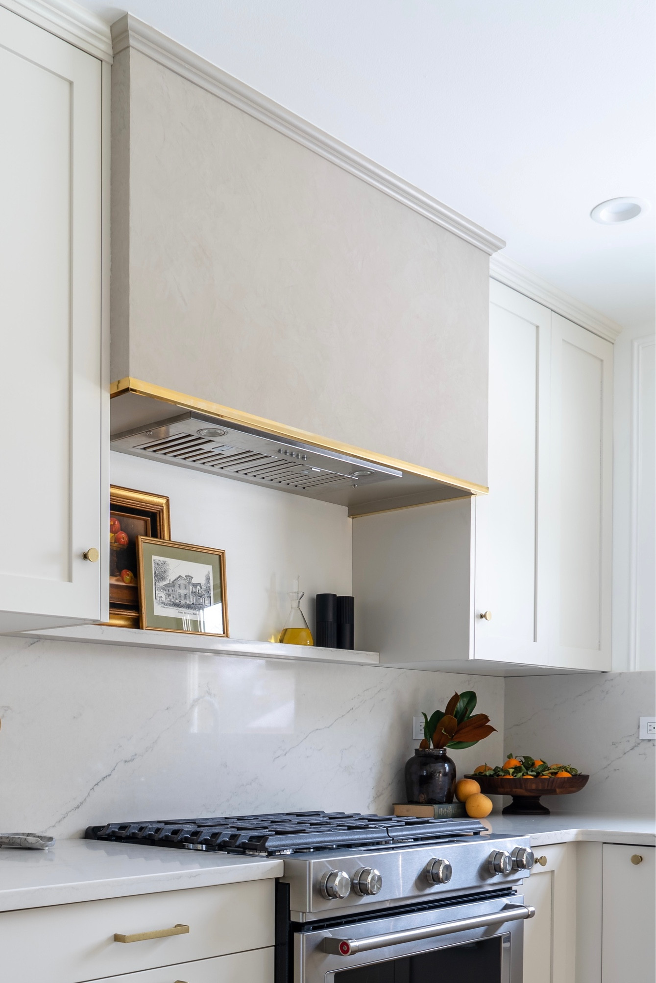 DIY Plaster range hood and brass trim! 
