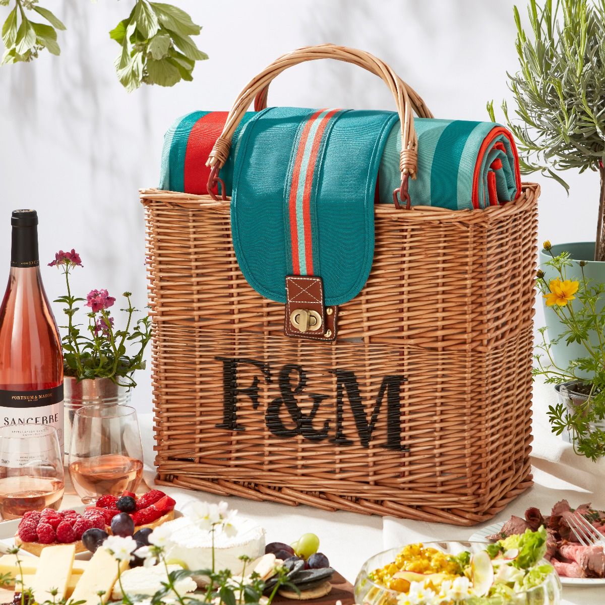 Fortnum’s Hamper Tote with Waterproof Picnic Blanket | Fortnum & Mason