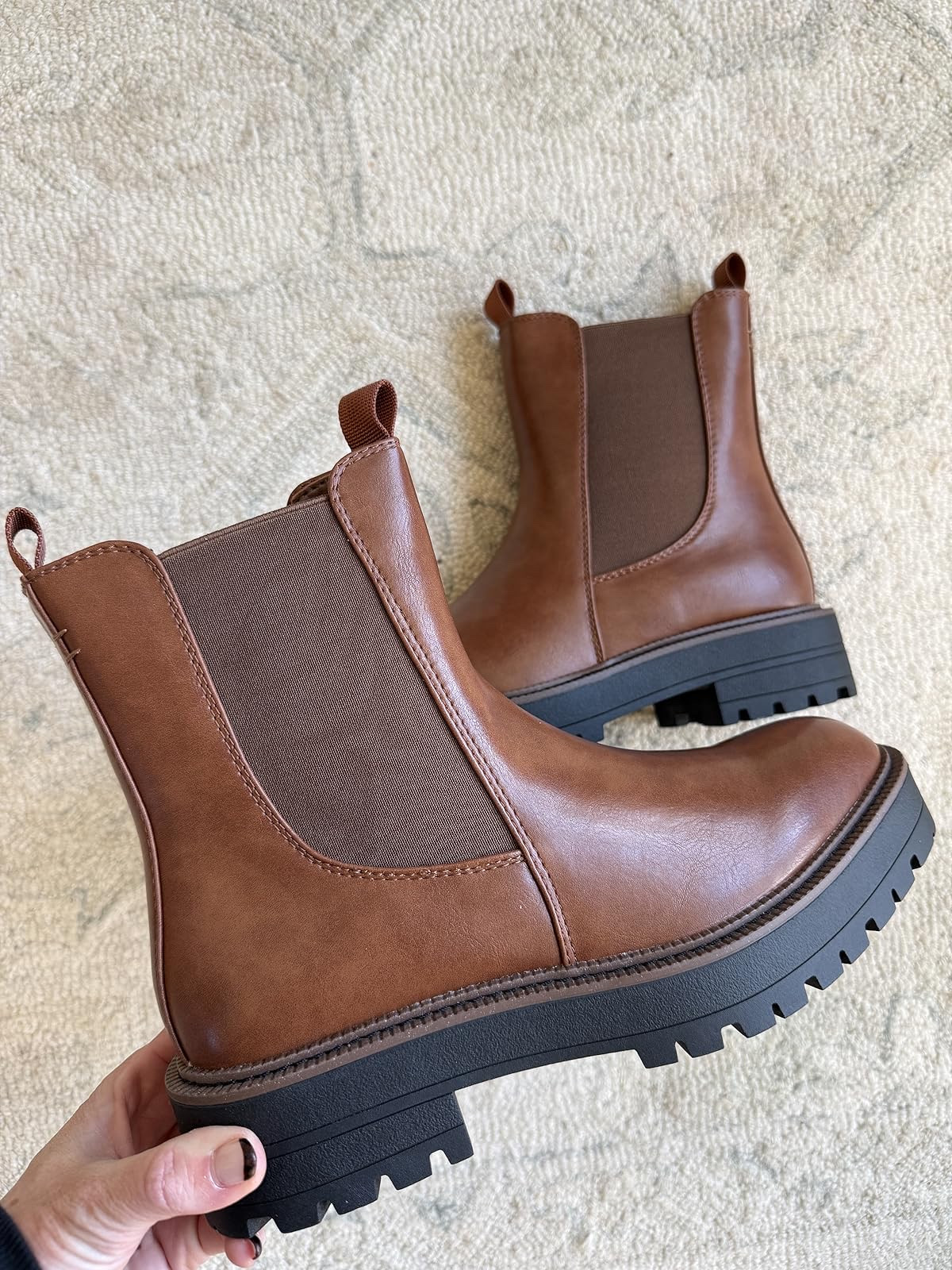 Chelsea ankle boots

fall outfit  fall shoes  footwear  Amazon fashion

#LTKStyleTip #LTKShoeCrush #LTKSeasonal