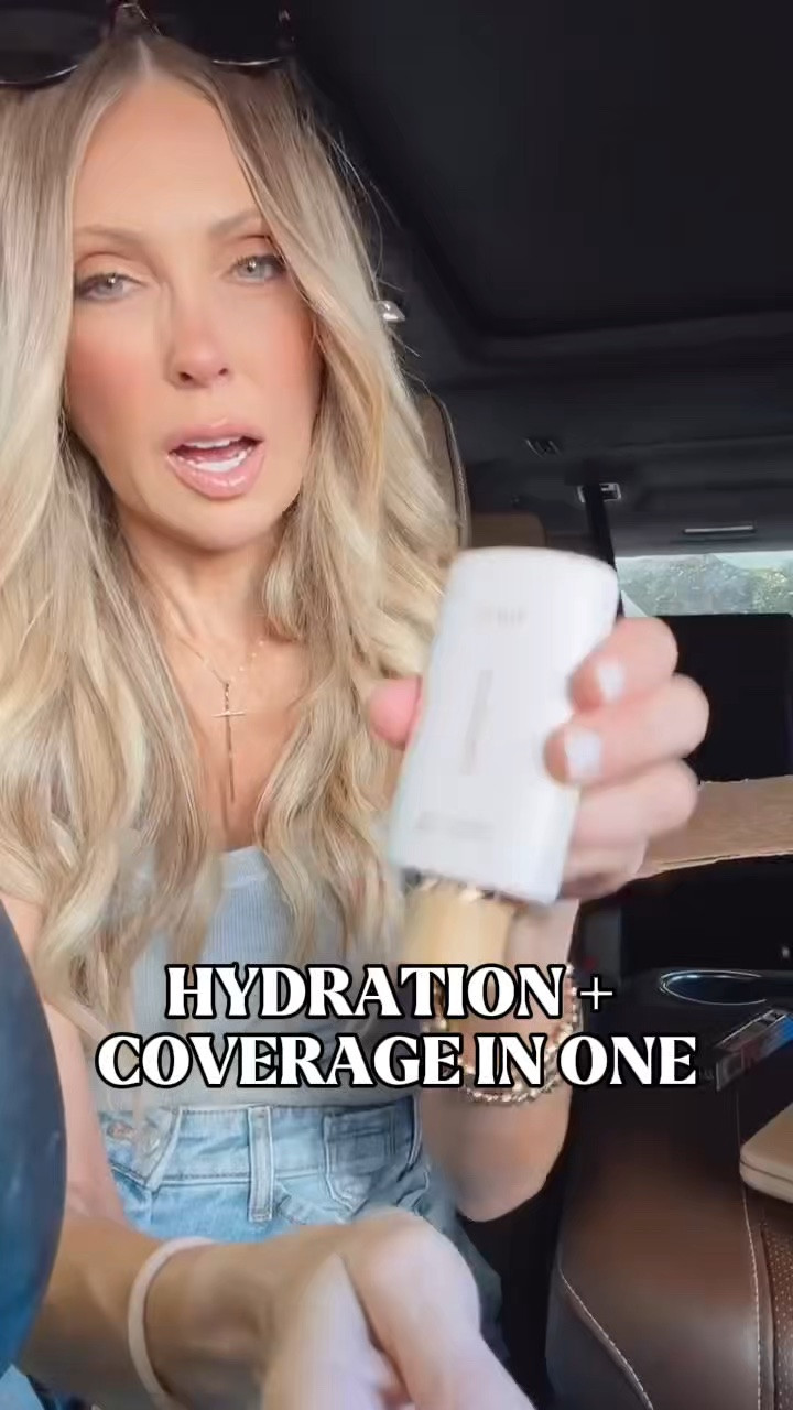 Hydration + coverage without that heavy foundation feel. Timeless Serum Foundation gives skin that fresh, hydrated finish I want, especially heading into fall. Use code JENNY15 for 15% off! @tartecosmetics00  #tartepartner #ad

#LTKgrwm #LTKOver40 #LTKBeauty