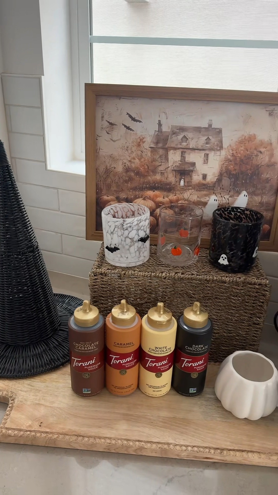 setting up my falloween coffee bar☕️🍁✨🤎🍂 

#falloween #coffeebar #falldecor #fall #autumn #fallcoffeebar #ghostart

#LTKSeasonal #LTKHome