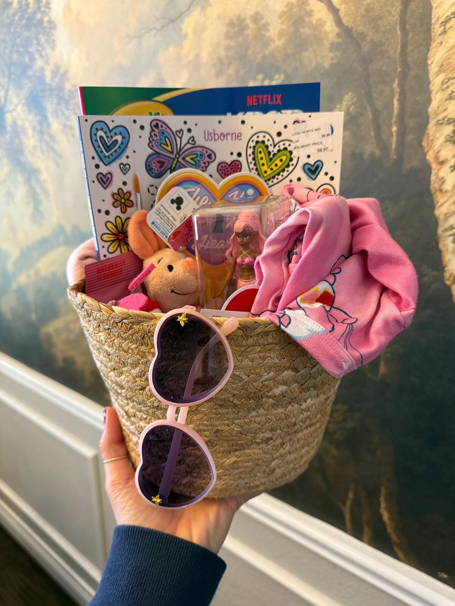 Love basket for my 4 year old daughter ❤️ I linked that I could!

Gifts for her, Valentine’s Day gift, kids
Gifts 

#LTKKids #LTKValentine #LTKSeasonal