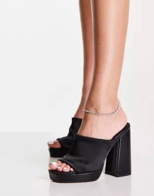 ASOS DESIGN anklet in crystal cup chain in silver tone | ASOS (Global)
