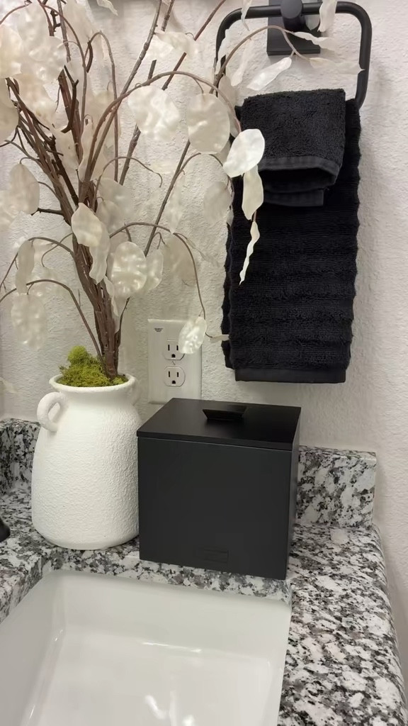 Small changes = big glow up t
Grab
yours today! #HomeAesthetic #BathroomGoals #MinimalHome #Organization #DecorInspo

#LTKmorningroutine #LTKselfcare