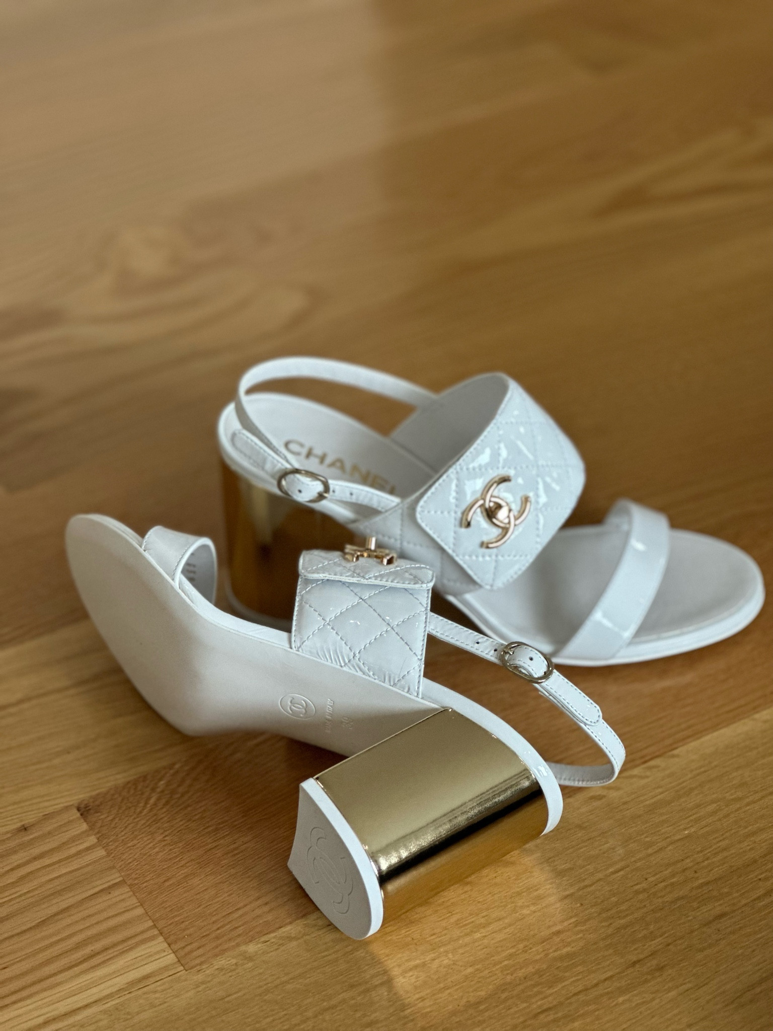 Ready for spring 🕊️
#chanel #chanelspring #ltkshoes 