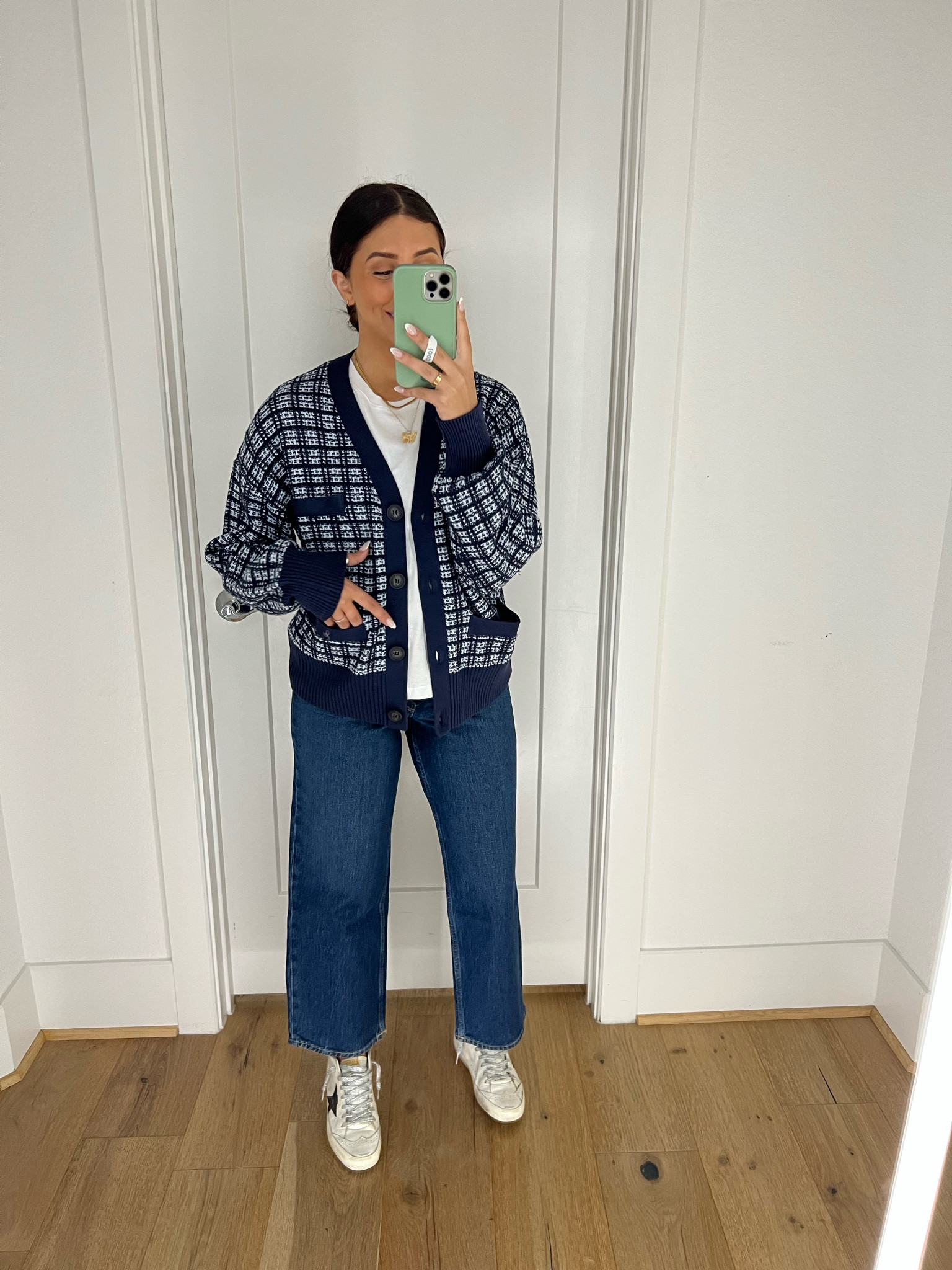 Top: medium
Sweater: medium
Jeans: 6

Dressupbuttercup.com

#dressupbuttercup 

#LTKunder50 #LTKSeasonal #LTKsalealert