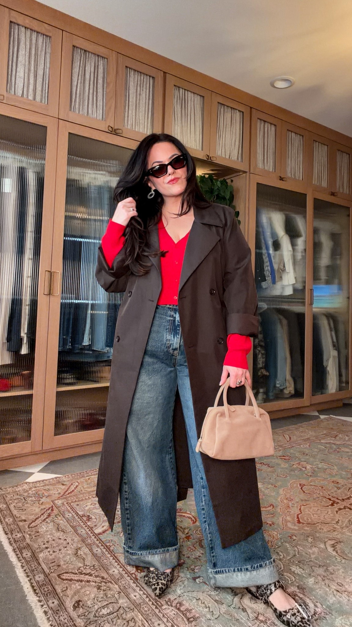 Outfit inspo - midsize - size 14 - winter fashion 

•wide leg jeans are zara size 32 
•cropped red vneck ribbed cardigan is old  (linked similar) 
•nude vneck tank- large 
•leopard flats tts 
•nude suede bag zara 
•red lipstick: desirous 
•lip pencil: savage rose 
•plumping gloss:hot cherry 
•blush: she’s baked

#LTKSeasonal #LTKMidsize