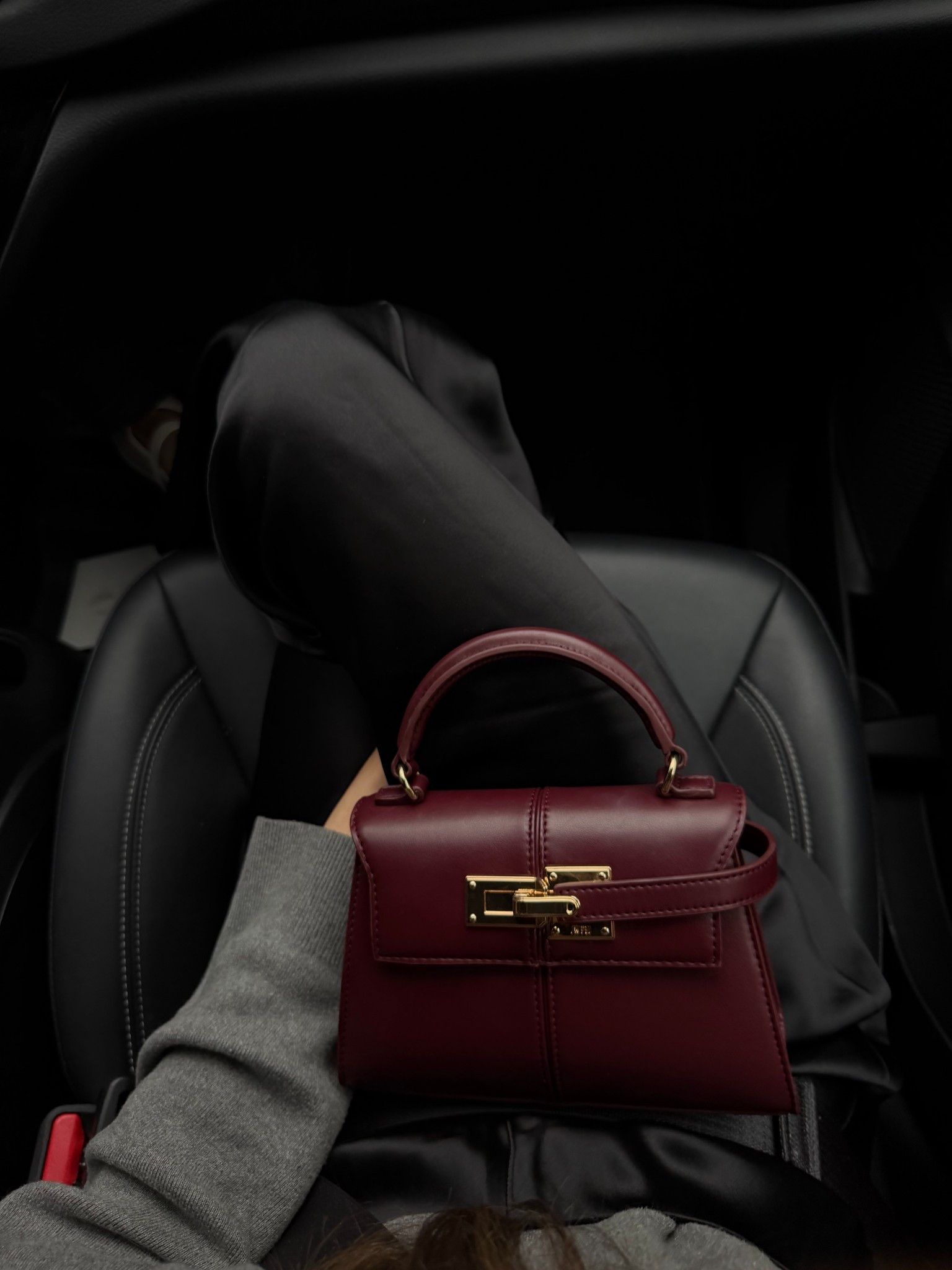 Amazon purse - Amazon bags - ootd 

#LTKootd #LTKSaleAlert #LTKdayinmylife