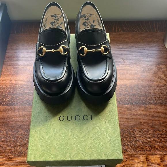 Gucci Horsebit Lug Sole Loafer with Bee Sz 38.5 | Poshmark