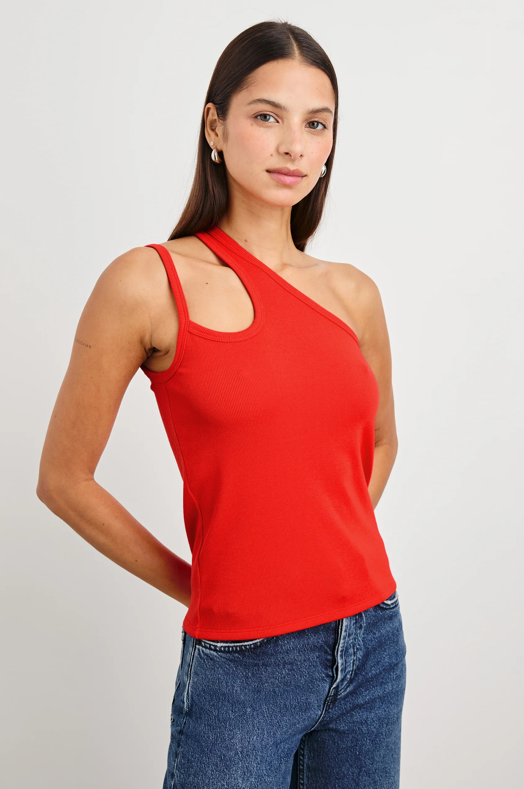 HIRA TOP - CHERRY | Rails
