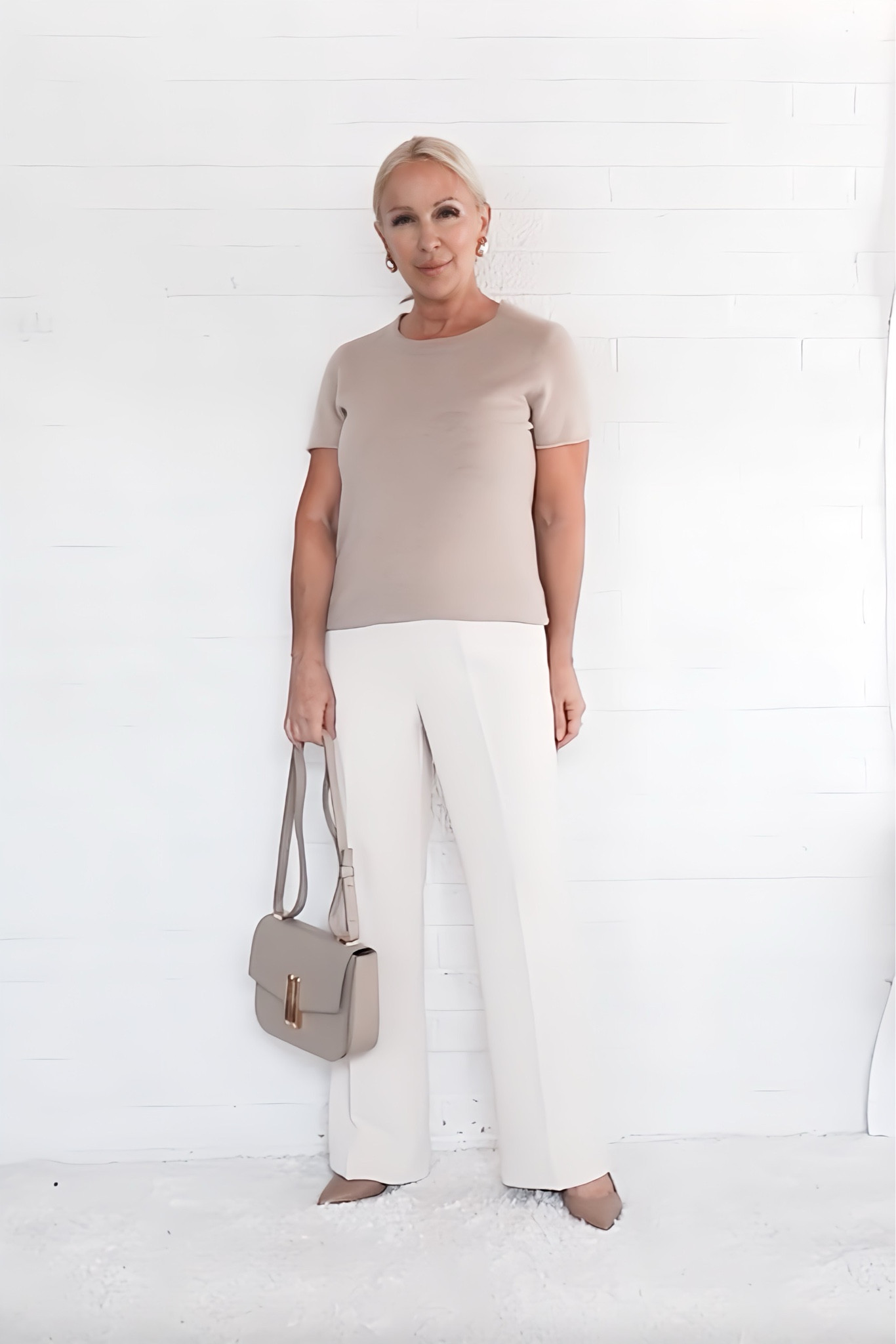 The Rules of Classic #1: Stick to Classic and Timeless Styles rather than chasing fashion trends. This will allow you to curate a wardrobe of pieces that can be worn year after year…and get you off that fashion hamster wheel chasing style trends that change with the whim and caprice of the fashion industry.  This will also save you so much money that others waste on fashion trends!


#LTKStyleTip #LTKOver40 #LTKSeasonal