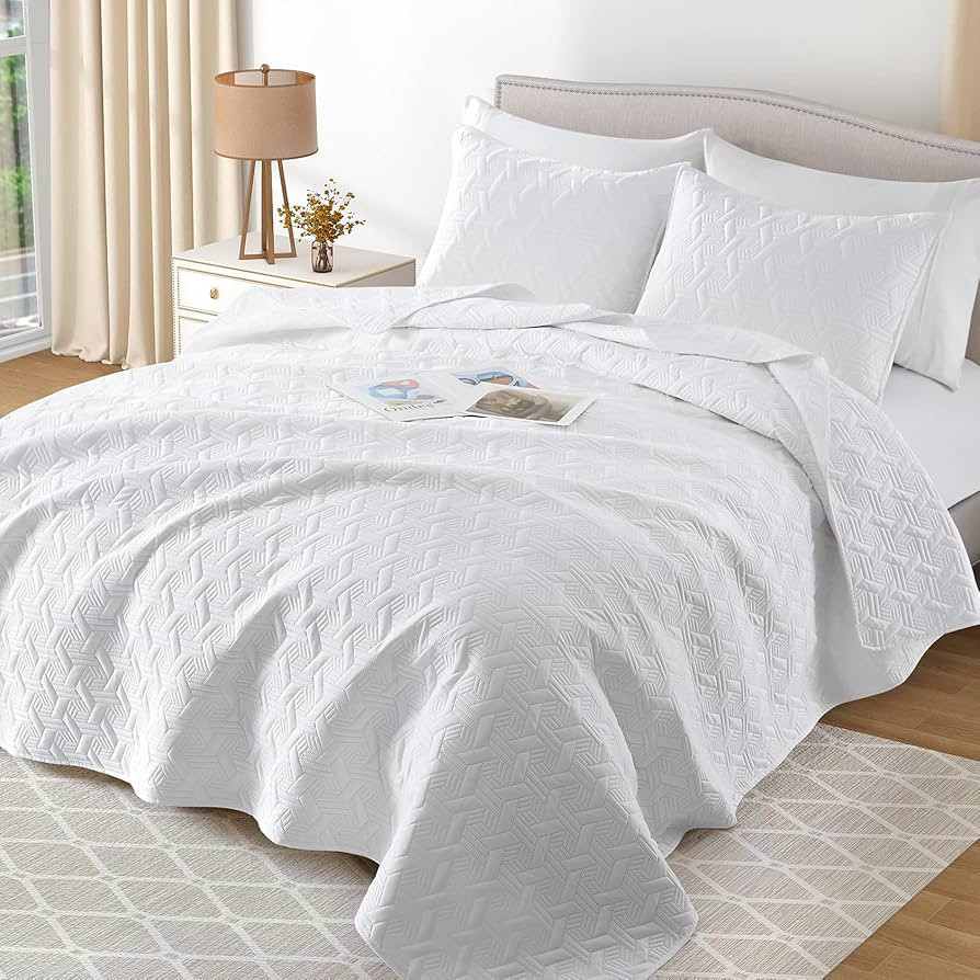 Lavsiry Queen White Quilt Bedding Set, Summer Lightweight Full Size Basket Pattern Bed Spread, So... | Amazon (US)