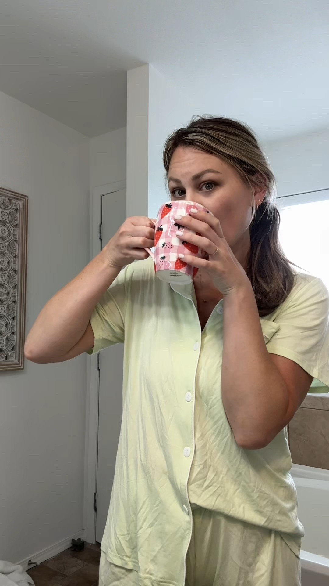 Lime green summer pajamas! Super soft and comfy 👏👏👏 I wear a size Medium 