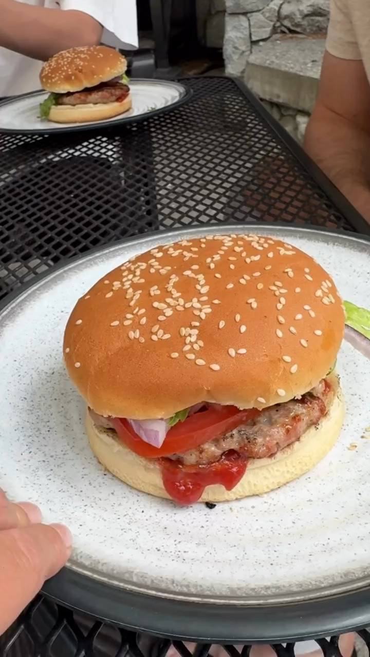 Nothing beats burgers cooked outside on vacation. 🍔🔥

Simple homemade beef & pork patties, fresh tomatoes, onion, crisp lettuce, and toasted burger buns. Sometimes the best meals are the easiest ones—especially when they’re made on the grill and shared with family. ❤️

#grilling #homemadeburgers #summercooking #familymeals #bbqseason

#LTKsummer #LTKpetite #LTKfamily