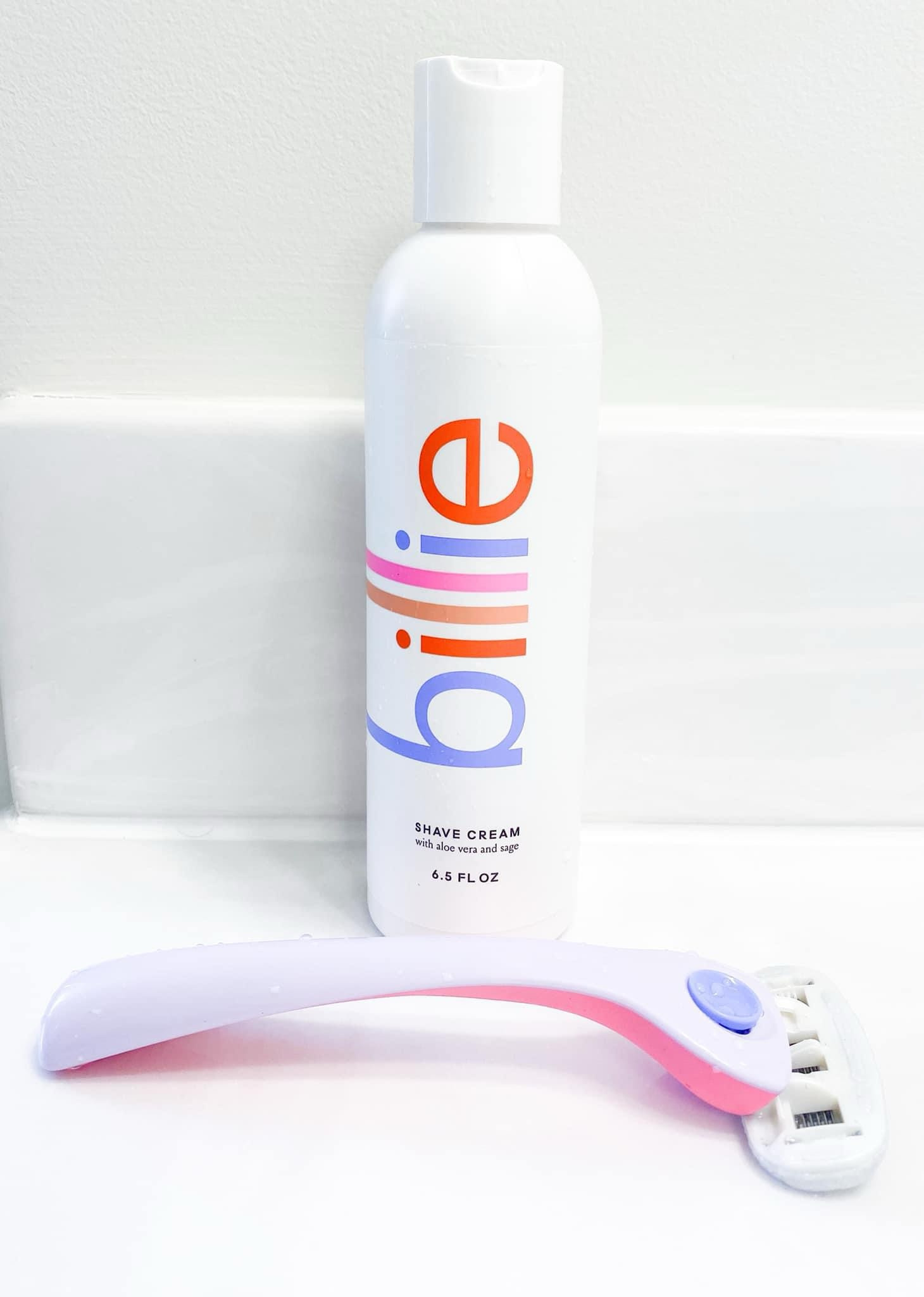 I’ve been using Billie razors since 2021 now and still love them! You guys talked me in to grabbing one and I haven’t used anything since! I’ve added the Billie body buffer and ultimate skin solution to my shaving routine as well! They’ve added so many skin solutions since I started, and I like trying the different products! Use code GIMME10 to get 10% off right now and try it for yourself! #ad 

#LTKbeauty