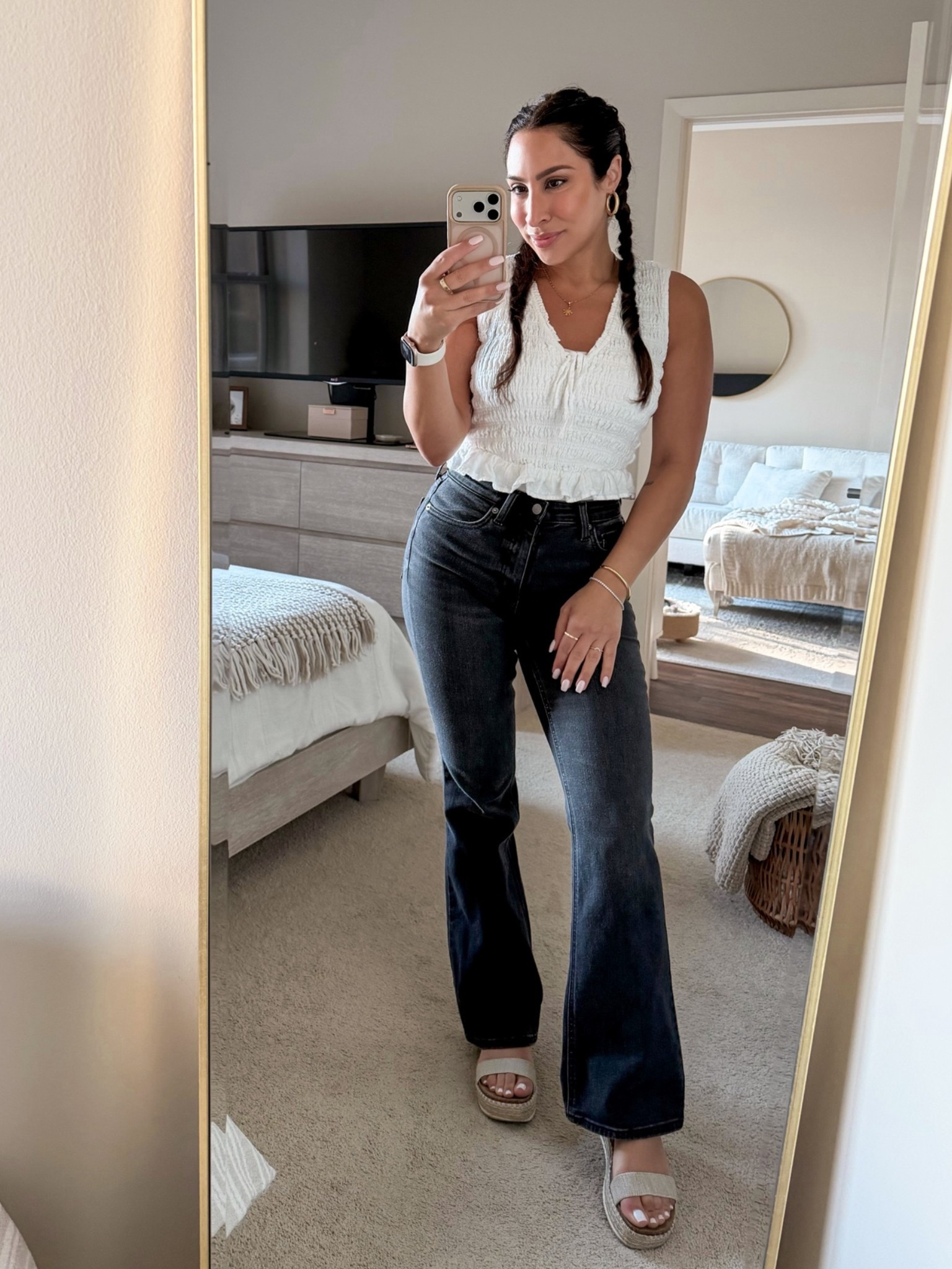 Top: XS Jeans: 27

#LTKgrwm #LTKWorkwear #LTKootd