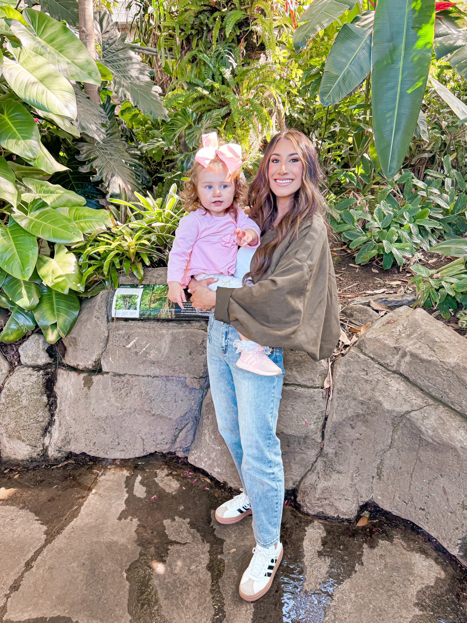 Size down in this olive green suede bomber jacket! 💚

#LTKFindsUnder50 #LTKStyleTip #LTKOver40